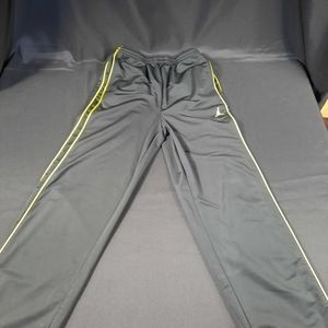 Air Jordan athletic pants boys XL